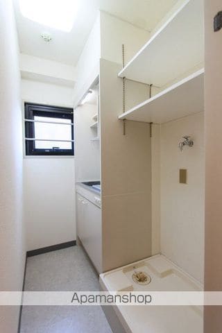 ライオンズマンション平沼第3の内装写真