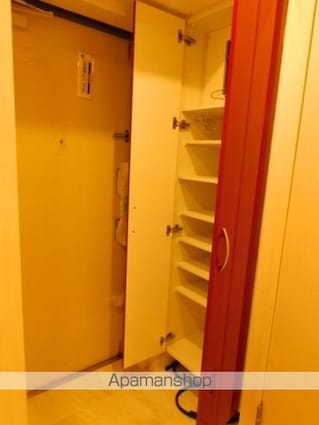愛知県名古屋市東区葵１丁目[1K/27.27m2]の玄関