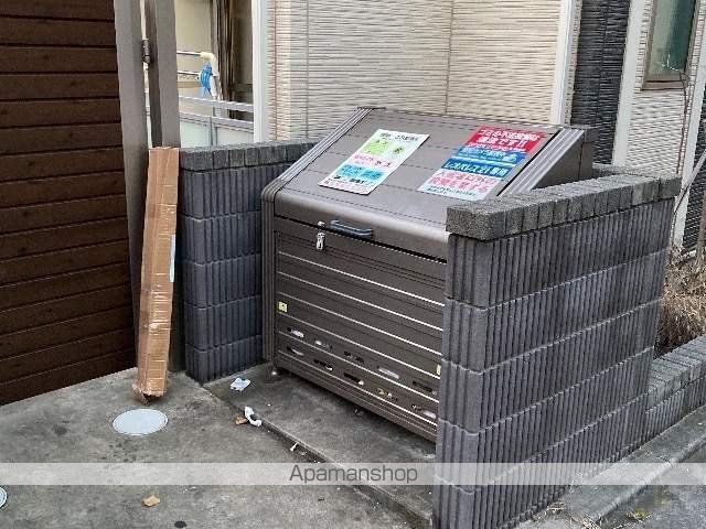 レオネクストカサ フェリスの玄関写真
