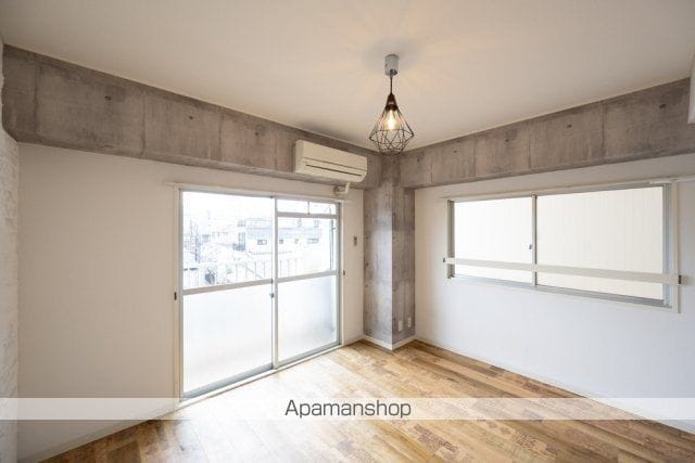 マンション神楽坂の内装写真