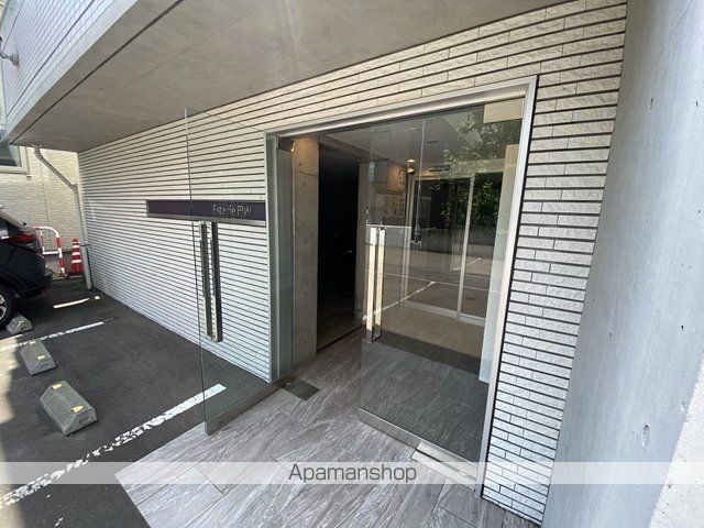 ESTAVIE円山の玄関写真