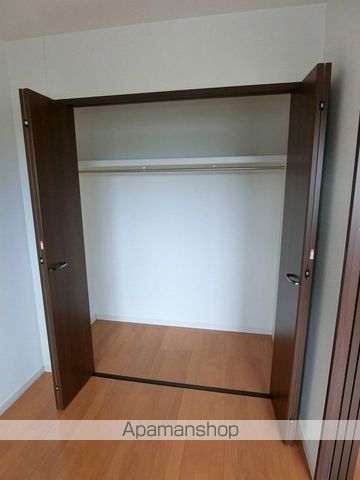 カスタニエ緑井IIの内装写真