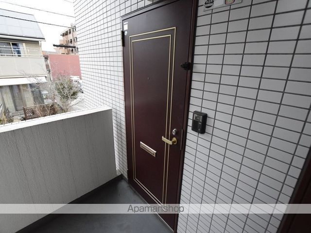 パーソナルハイツ橋本の玄関写真