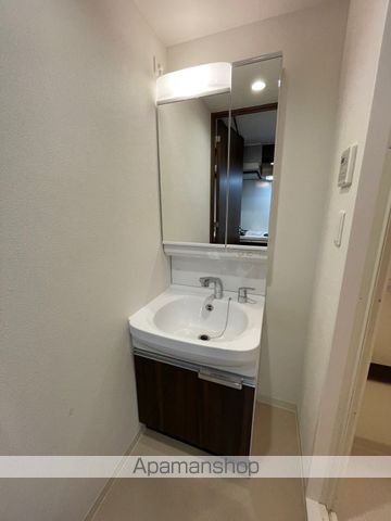 プレサンス堺筋本町センティスの内装写真