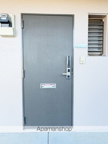 フェニーチェの玄関写真