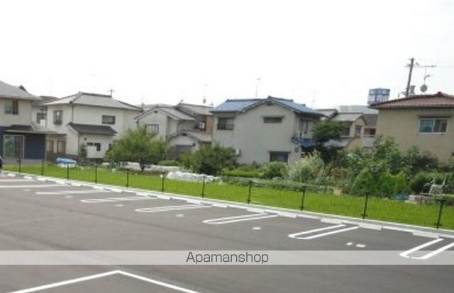 サンコートＫⅡ[1LDK/45.21m2]の駐車場