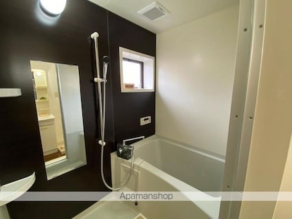 リジェール東山崎　Ａ・Ｂ[2DK/55.44m2]のバス