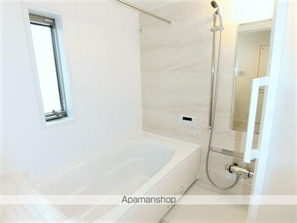 ラテルネ本八幡[3LDK/85.5m2]のバス