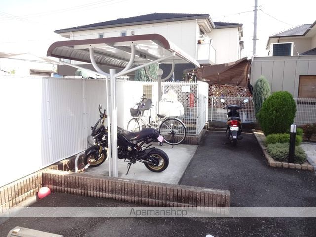 ウルーアンジュIの玄関写真