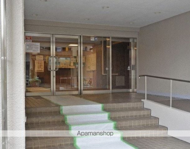 川口第2永谷マンションの玄関写真