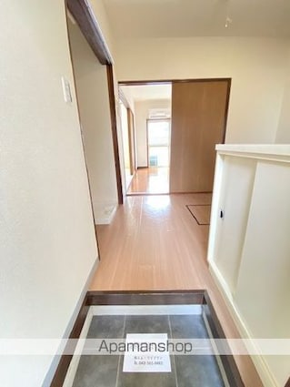 カーサグラツィア[2DK/34.7m2]の玄関