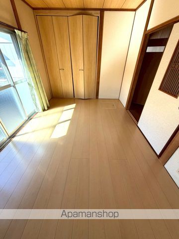 恒久6丁目日高貸家の内装写真