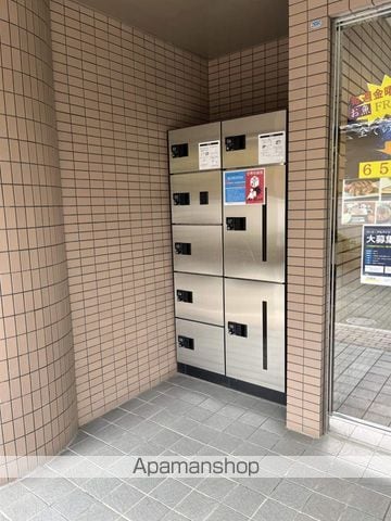 ビジネス・ワン六本松の外観写真