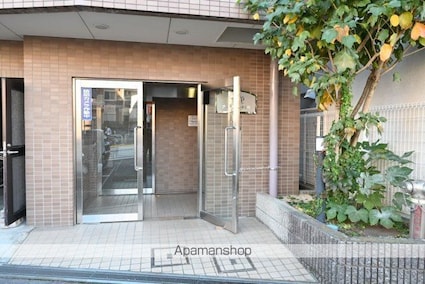プレール新宿余丁町[1R/17.64m2]のエントランス