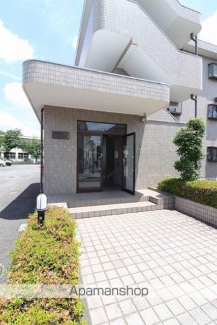 マンションウェルズ[3SDK/56m2]のエントランス6