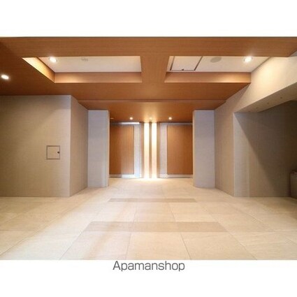 プレール・ドゥーク王子[1K/25.57m2]の外観2