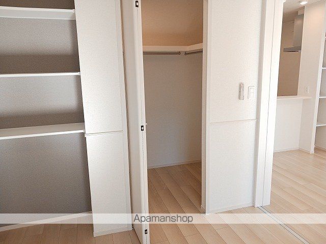 クラヴィーアVの内装写真