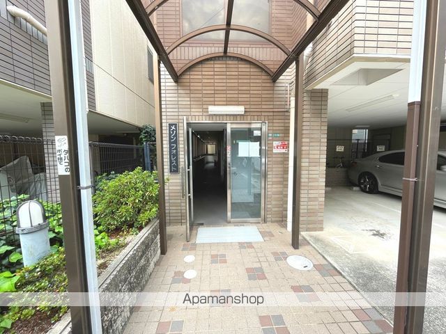 メゾンフォレストの玄関写真