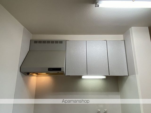 カズIIIの内装写真
