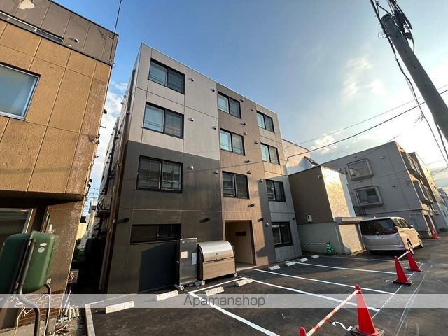 フロンティアの外観写真
