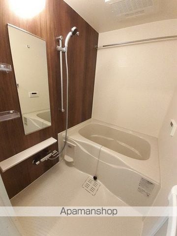 SUZURANIIの内装写真