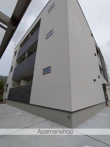 フジパレス教興寺三丁目の外観写真