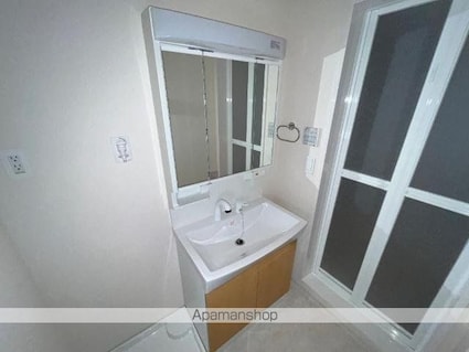 グランドゥール宮前[1LDK/42.89m2]の洗面所