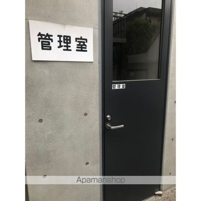 アトリウム青山[1K/125.17m2]の外観3