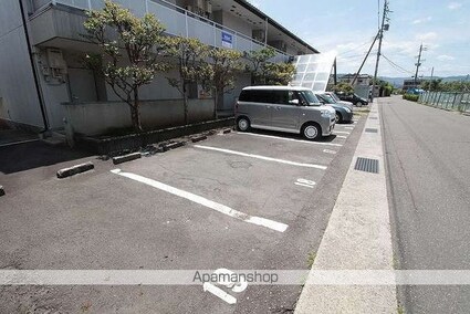 コーポウィステリア[1K/26.4m2]の駐車場1