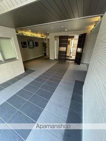 チェルトヴィータの玄関写真