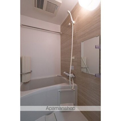 ウェルスクエアイズム世田谷用賀[1K/22.51m2]のバス