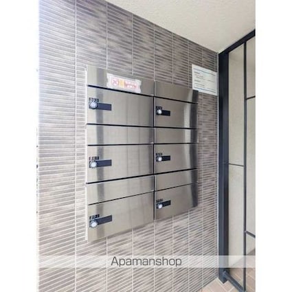 フェリス国立[2LDK/52.05m2]の駐車場2