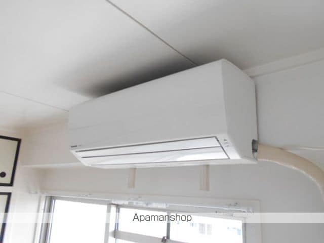 ビレッジハウス新開1号棟の内装写真