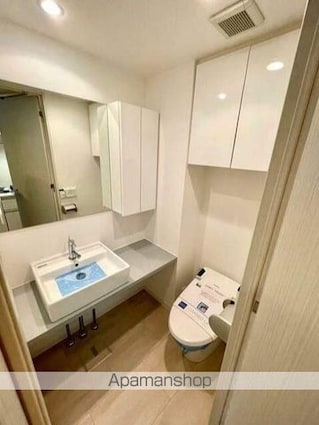 レジディア新宿イーストⅢ[1K/20.43m2]のトイレ