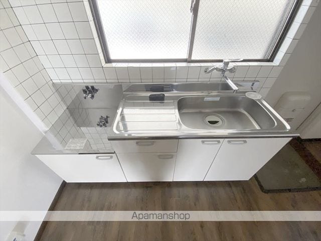 アルファムーンリョーツーの内装写真