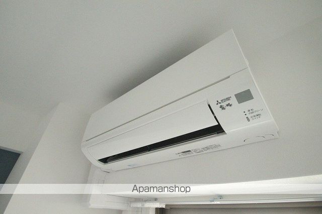 ファーストフィオーレ江坂グレイスの内装写真