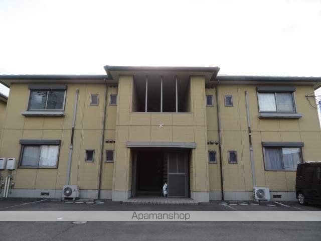バリュージュ新須賀 B棟の外観写真