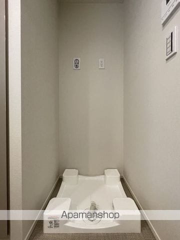 ローレルタワー堺筋本町の内装写真