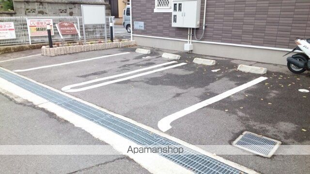 【和歌山市西庄のアパートの写真】