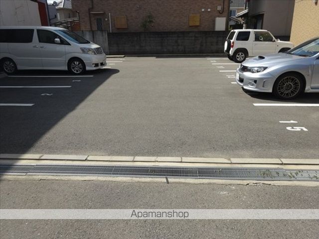 【和歌山市黒田のアパートの写真】