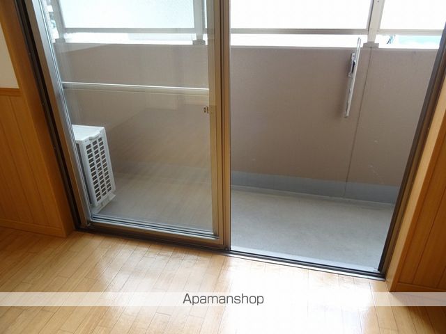 新田東レジデンス五番館の内装写真