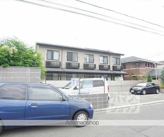 レオパレスドムス花園の外観写真