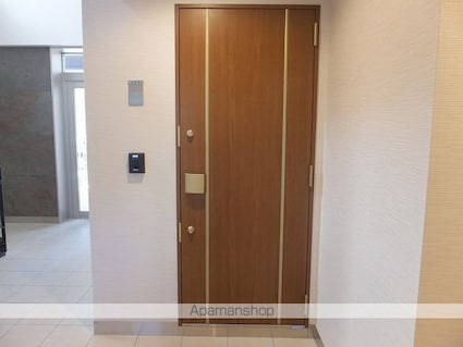 レオパレスＫ・Ｒｏｙａｌ[1K/36.92m2]の玄関