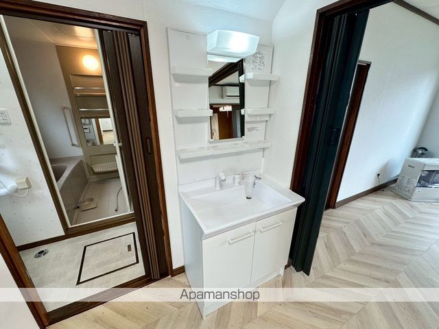 detached 北海道中川郡池田町字旭町２丁目確認中
旭町の賃貸情報を見る
物件地図