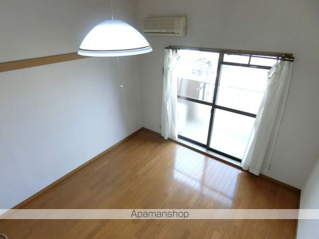 サンロイヤル18の内装写真