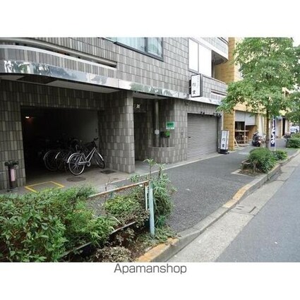 ＡＫＫレジデンス新宿[1LDK/36.92m2]の外観2