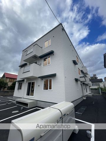 タウンハウス山鼻の外観写真