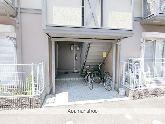 みとざかエイトの玄関写真