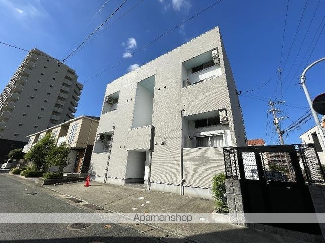 リヴァブル箱崎の外観写真