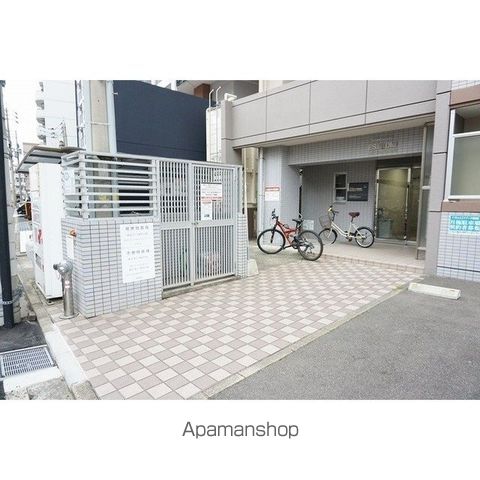 ダイナコートエスタディオ西新南の外観写真